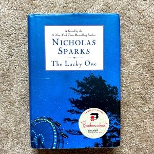 The Lucky One book by Nicholas Sparks